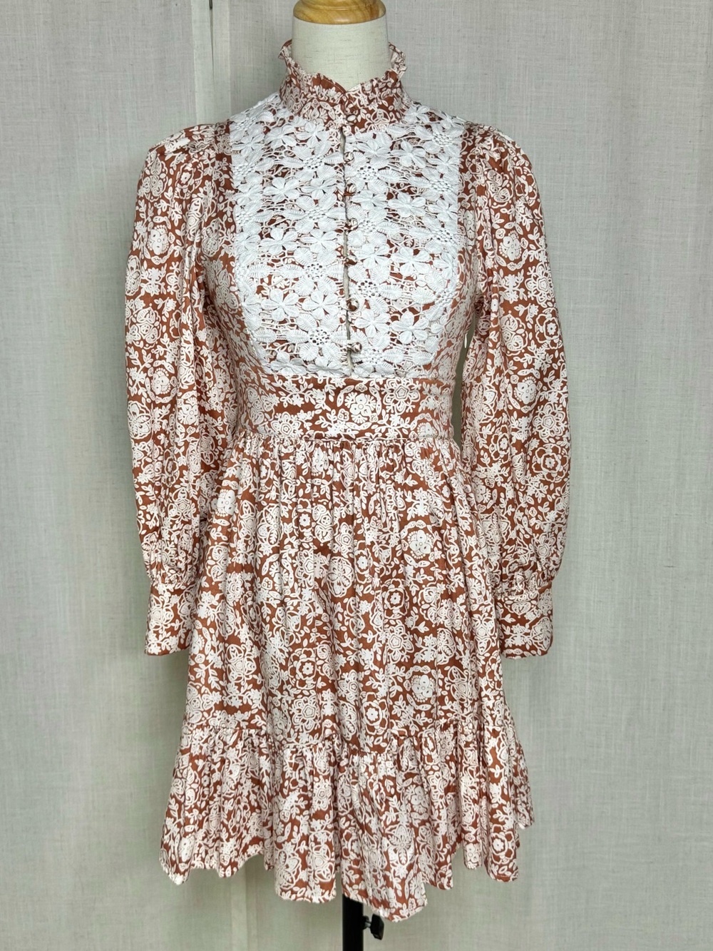 O.P.T. Floral Print Lace Bib Puff Sleeve Mini Dress Rust White Size XS